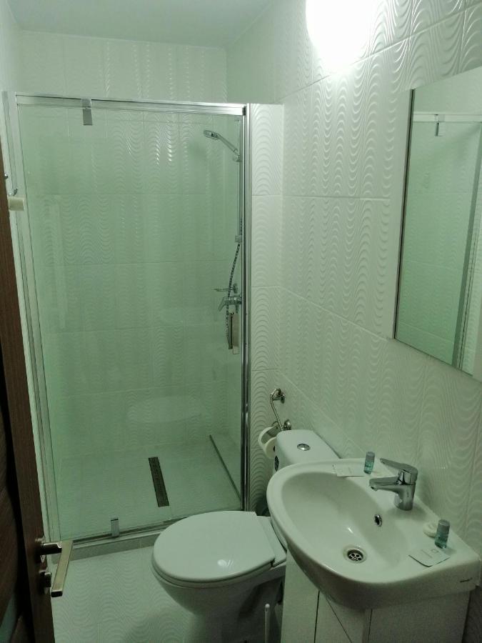 Casa Gabi'S Hotel Orsova Bagian luar foto